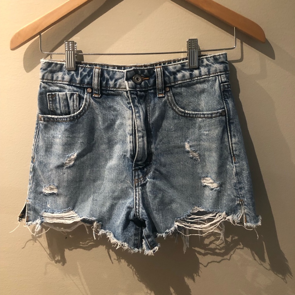 Zara Distressed Light Blue Denim Women’s Shorts